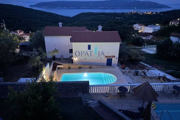 Case Martina, Mošćenička Draga, 55m2