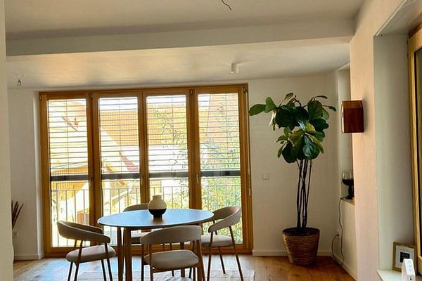 Stilvolle und hochwertige Wohnung in Heideslheim nach Erstbezug