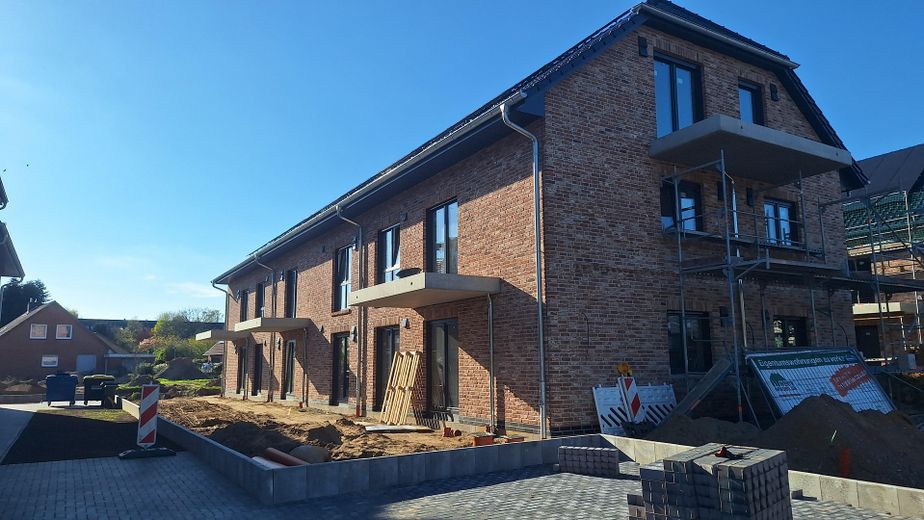 Nuovo appartamento di 3 locali a Heide – Ansicht Haus