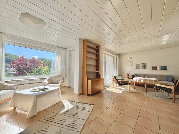 EG, Wohnen, mit Balkon