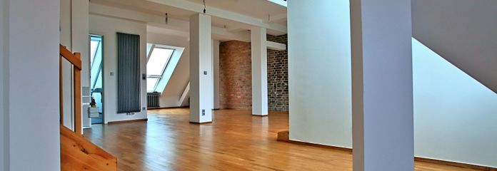 4. OG Arbeitsflächen + Galerie