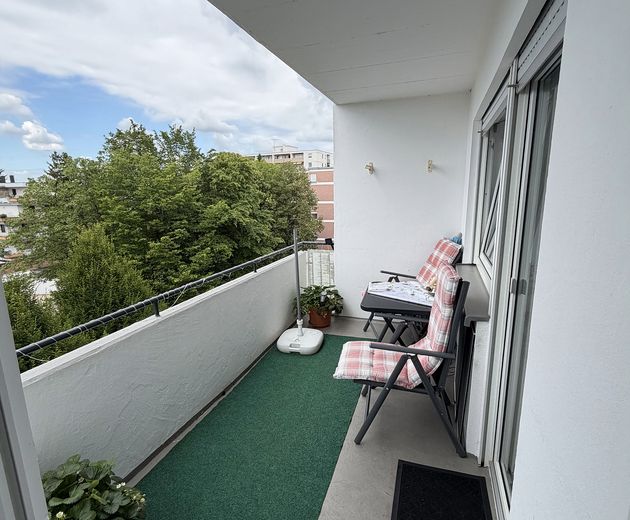 Abitare con carattere: appartamento di 4,5 locali a Dillingen – Balkon 1