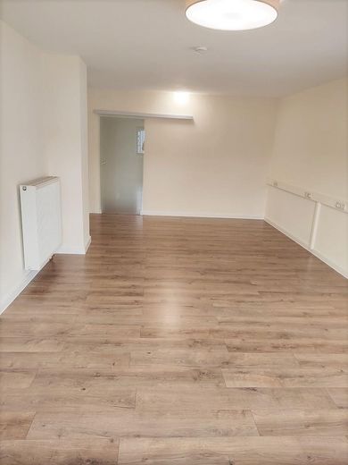 Wohnung / Büro 1. OG Raum 2