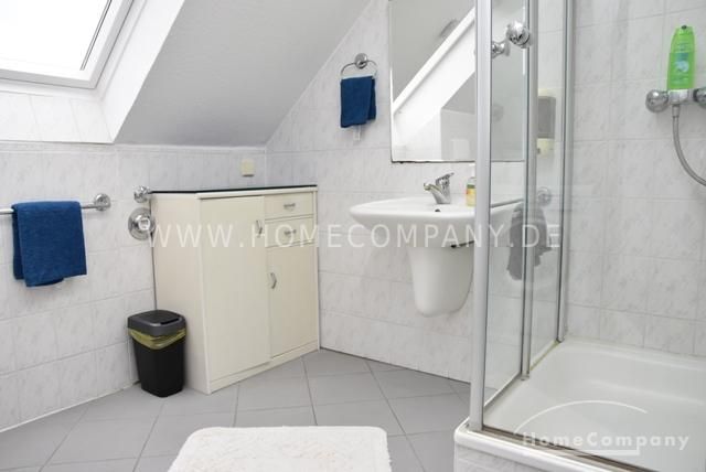 1f7e71072c19899441ad38d94057bd351e1b66d0.jpg