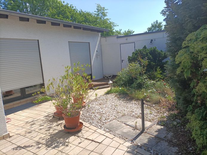 Casa unifamiliare Brüser Berg – Innenhof mit Terasse