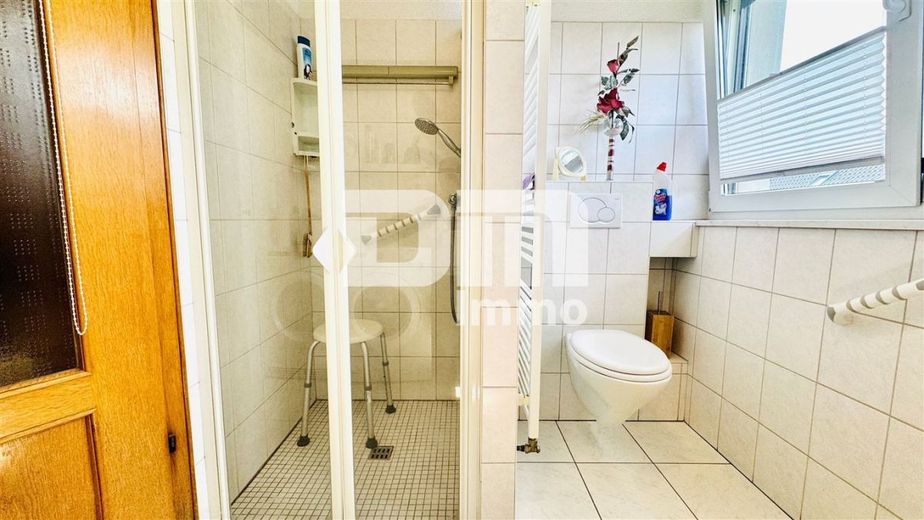 Hochwertiges 1-2 Familienhaus mit Nebengebäude in begehrter Lage mit vielen Extras – EG Badezimmer / Dusche / Waschmaschinenanschluss