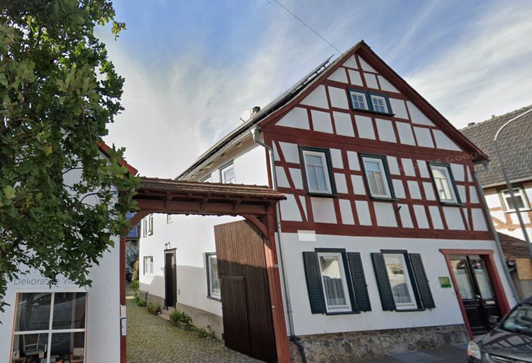 Gebäudeansicht & Hofeingang