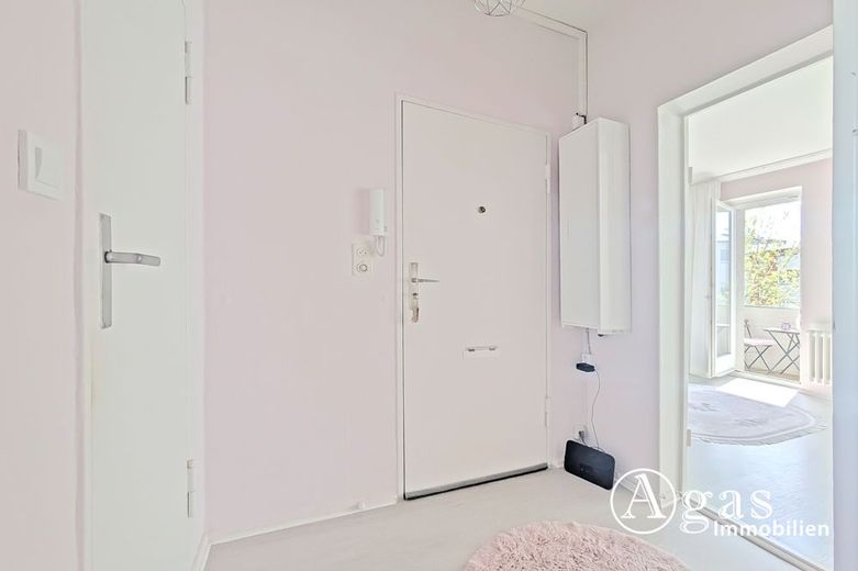 Hübsche 1-Zimmer-Wohnung mit Balkon in Charlottenburg-Nord - zuverlässig vermietet – Eingangsbereich