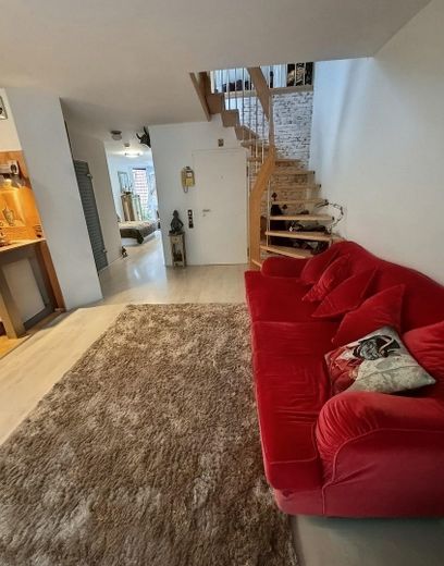 Charmante 3-Zi.- Maisonettewhg, TG-Stellplatz ,Garten, Balkon in grüner Lage von Hamburg Meiendorg – Wohnbereich untere Ebene