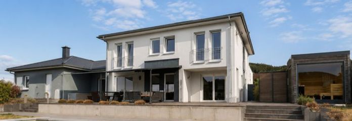 Exklusives Einfamilienhaus mit Pool, Sauna, Whirlpool, Fernblick & Doppelgarage in Peffingen