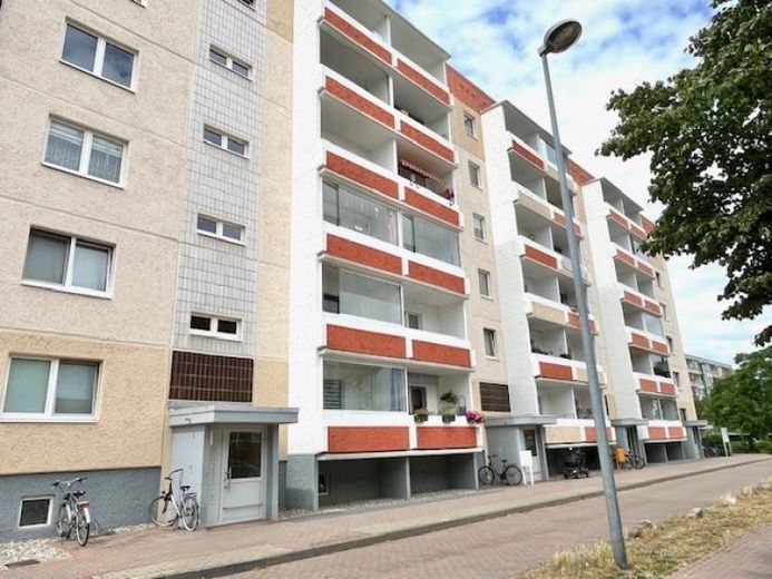 Single 2-room apartment available for rent from July 2026. – Foto 1