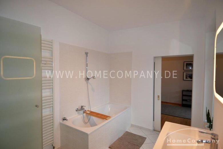 Ogromne 4-pokojowe mieszkanie w Mitte, umeblowane – 5c575790cb13e4c371a38d6c93d72a4438566dde.jpg