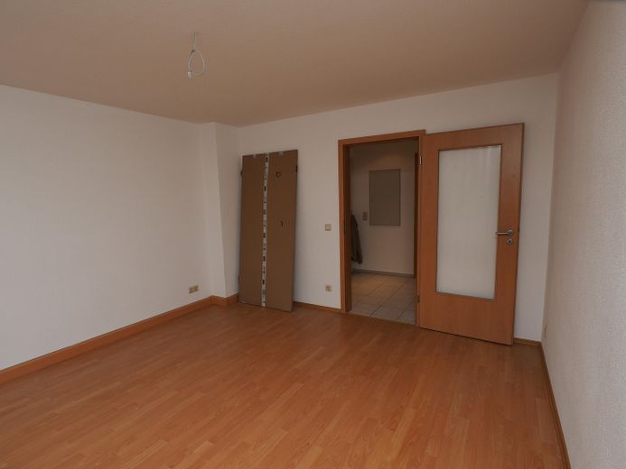 3,5-Raum Etagenwohnung für Sie! *von PRIVAT* – Wohnzimmer