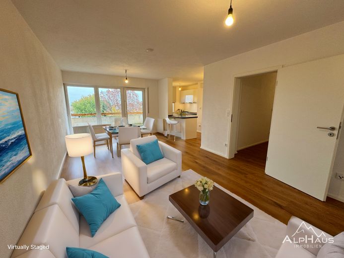 Modernes Wohnen mit Blick ins Weite - Ihr neues Zuhause erwartet Sie! – Wohnzimmer virtuell möbliert