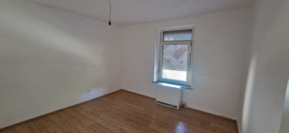 4 ZKB mit Terrasse zu vermieten in Pirmasens-Niedersimten – Schlafzimmer