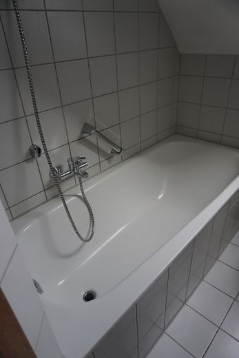 Badezimmer links
