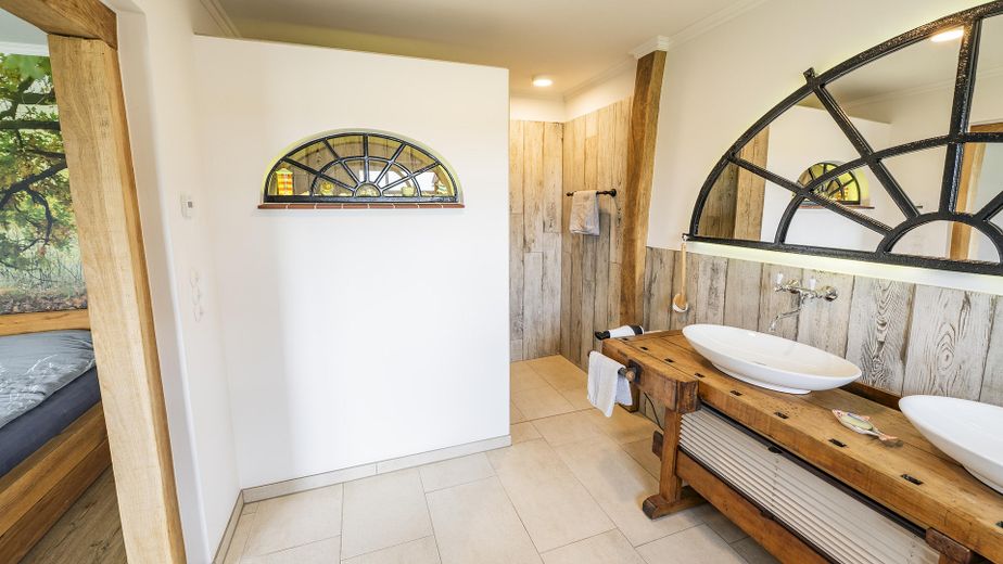Exklusives Landhaus Resthof in Alleinlage  kernsaniert, mit Weitblick über Wiesen – Foto 14