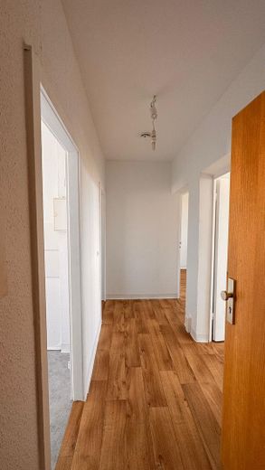 220 € | 59 qm | 3 ZKB Balkon | Günstige Fernwärme – Foto 6