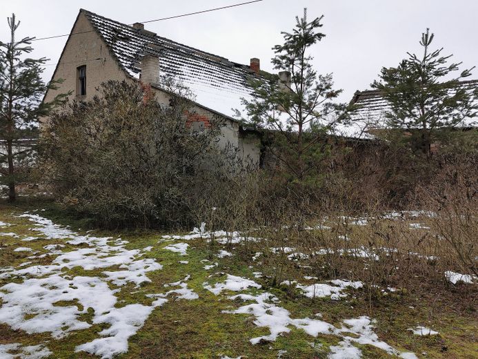 Baugrundstück für Naturliebhaber –  Januar 2023