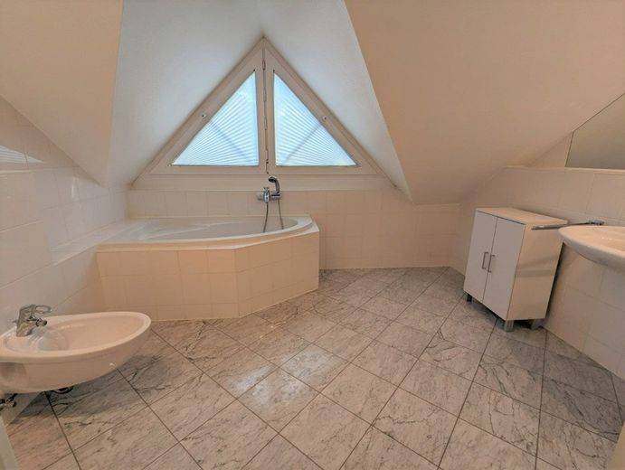 Helle, große 5-Zimmer Maisonette-Wohnung nahe Rathaus Steglitz – Foto 8