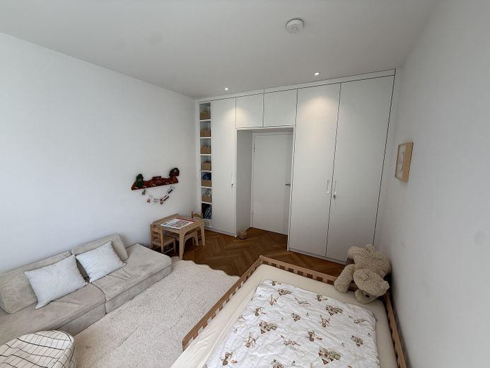 Hochwertig renovierte Erdgeschosswohnung am Mulang – 157 m², Wintergarten, Terrasse & 2 Bäder – Kinderzimmer 2
