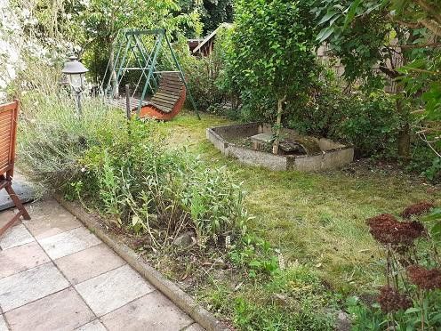  Garten hinterm Haus