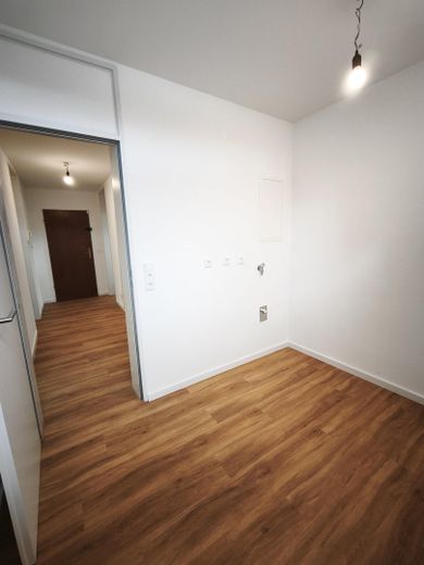 Een droom – instapklaar 3,5-kamerappartement met balkon en garage – Hauswirtschaftsraum