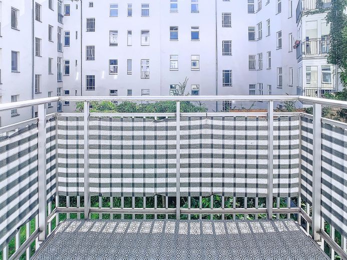 ¡Se acabaron los compromisos! Este piso lo tiene todo. – Sonnenbalkon