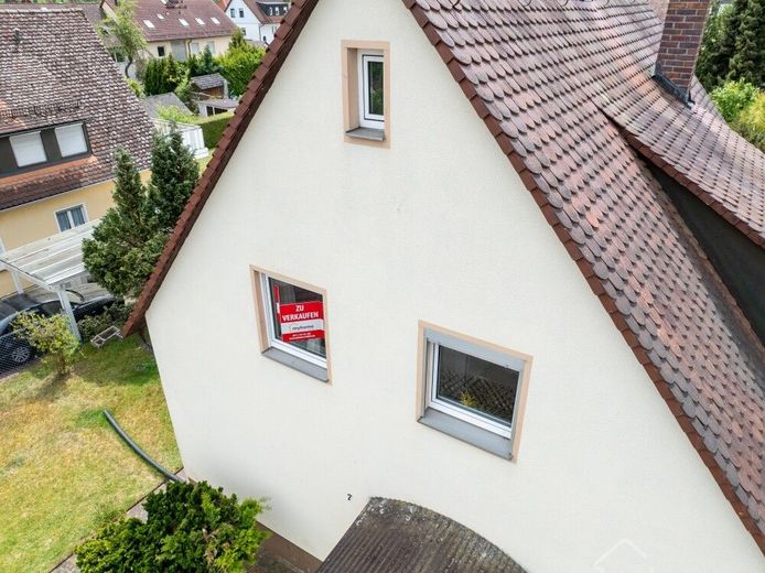 Stein-Unterweiherbuch Haus für Handwerker günstig kaufen statt hohe Mieten zahlen in bester Lage – EFH und Grundstück Stein 038