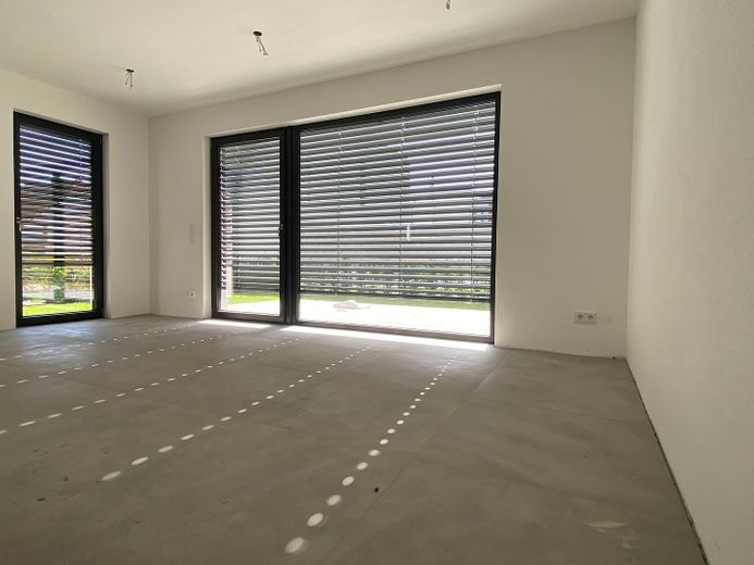 Neubau in Gerofing – Wohnzimmer EG