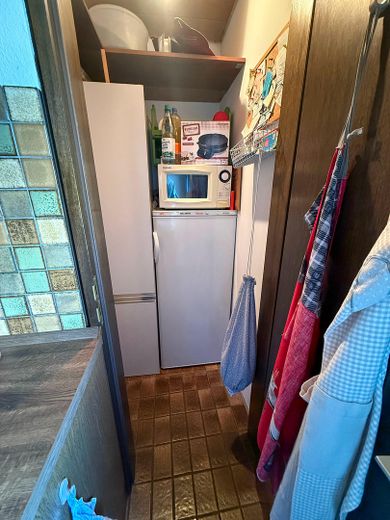 Vorratsraum in Küche