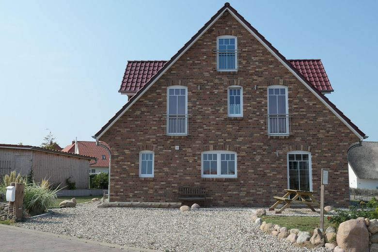Stellplätze direkt vorm Haus