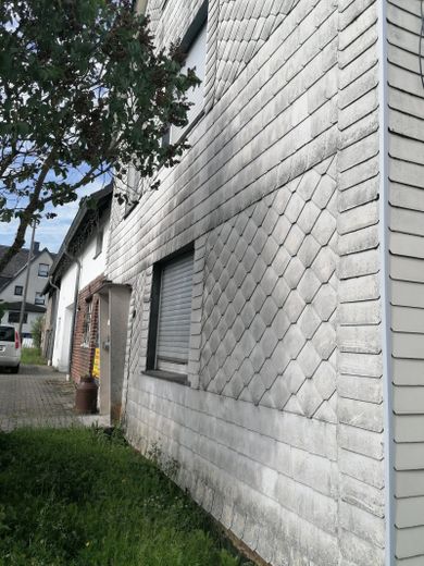 Nauroth, EFH + Nebengeb. – Foto 8