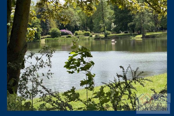 Markkleeberg: Gepflegtes Zuhause im Grünen mit Balkon & Carport in Toplage mit tollem Ausblick
