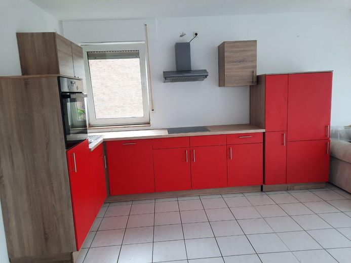 H`rath-Straß,mod.Komf.-Mais-Whg.ruhig, Südbalkon, 2.OG – Küche im Wohnzimmer