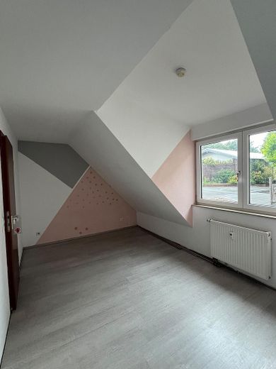 Luminoso appartamento duplex di 4 locali con balcone DA SUBITO SOLO CON WBS – Foto 4