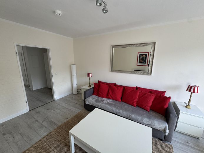 Schicke Single-Wohnung in Düsseldorfer Altstadt in Rheinnähe -Ohne Provision- – Wohn-/Schlafraum