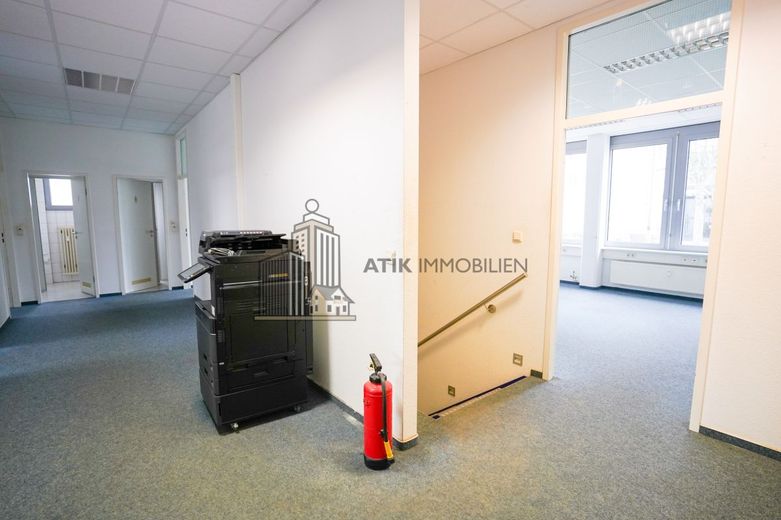 ATIK: MIETFREI 12 MONATE - unschlagbare Anbindung mit Top Preis-Leistungs-Verhältnis, provisionsfrei – Innenbereich