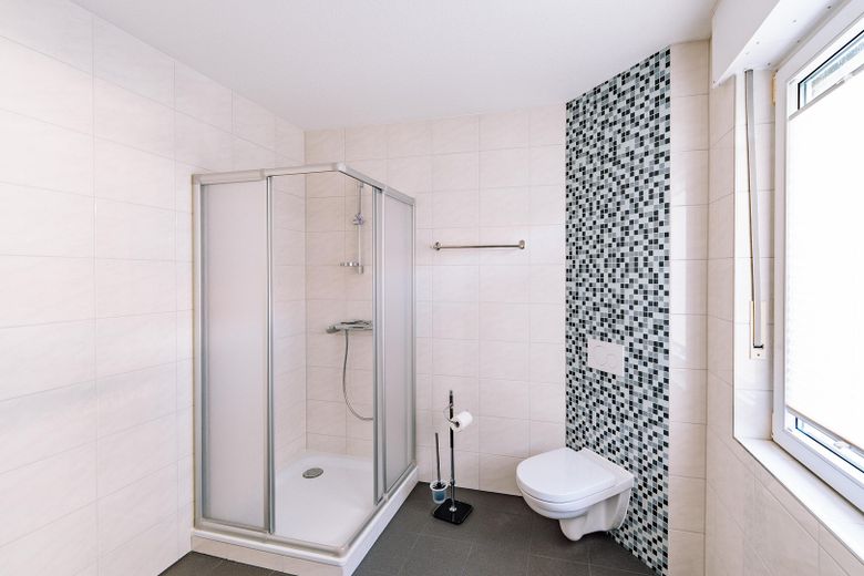 Badezimmer EG Dusche