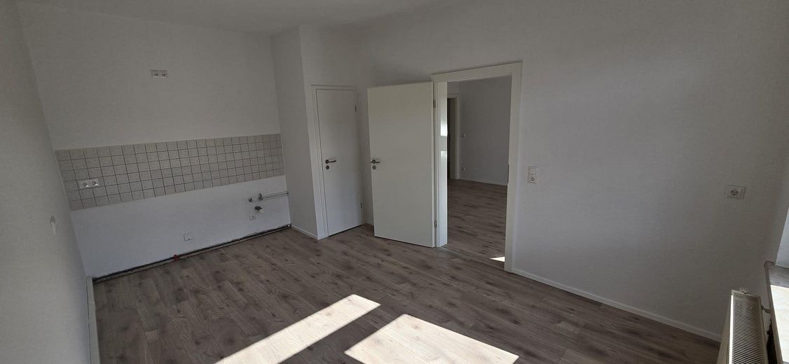 Neu sanierte 2-Raum Wohnung im Zentrum von Rodewisch – Küche