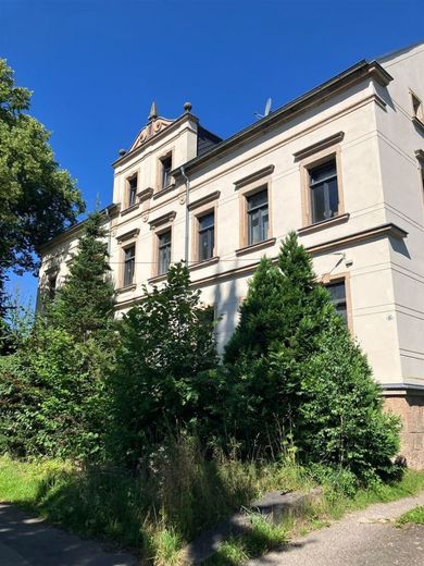 Großzügige 2,5-Zimmer mit Terrasse, Wanne, Dusche und Laminat und in guter Lage! – PHOTO-2026-07-09-10-52-45_3