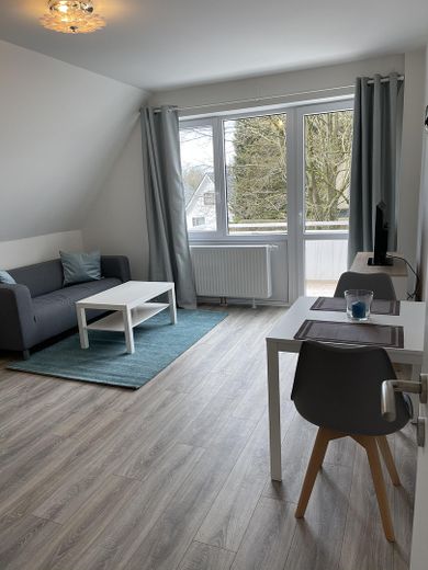 Schöne Maisonette in Hamburg Niendorf nahe Flughafen – Foto 1