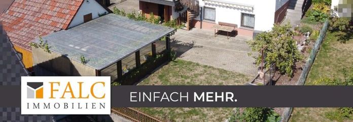 Gepflegtes Zweifamilienhaus mit großzügigem Grundstück, Wintergarten und Garten