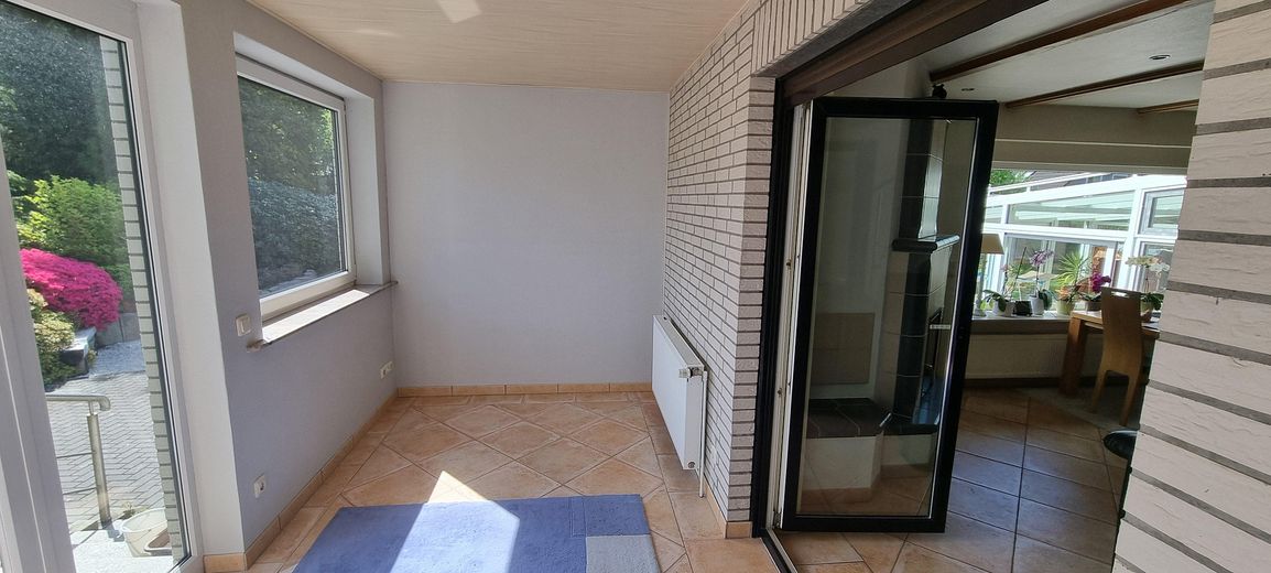 Büro EG