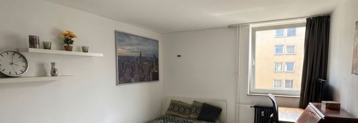 Schöne 1 Zimmer Wohnung im 2.OG, gegenüber Schloss MA, 23qm in Mannheim Zentrum