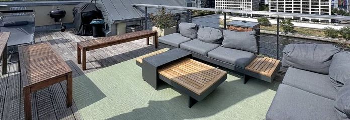 Arbeiten mit Ausblick – Moderne Büro- und Praxisfläche mit Dachterrasse