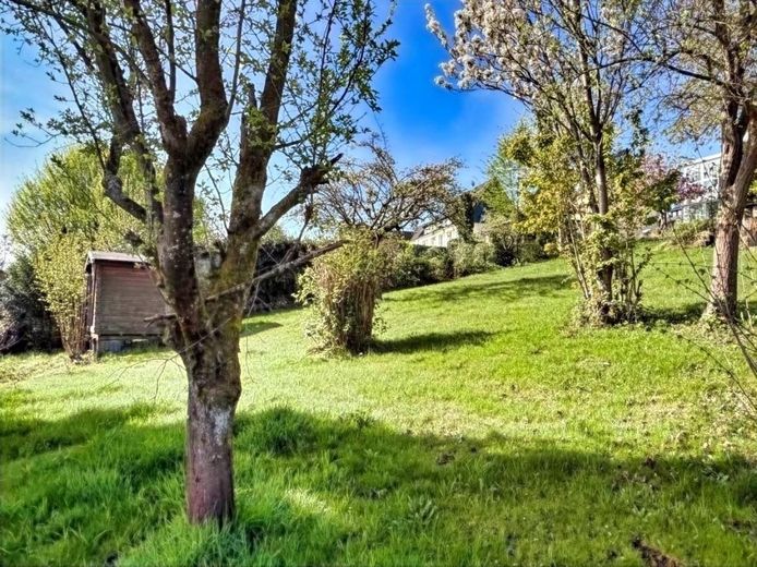 Modernes Familienparadies in Wuppertal-Heckinghausen -  kernsaniertes Einfamilienhaus mit Fernblick – Garten mit Baumbestand