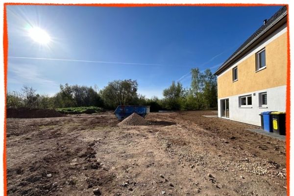 BAULAND in schöner Wohnlage und mit individuellem HAUS vom Bauträger zu verkaufen!
