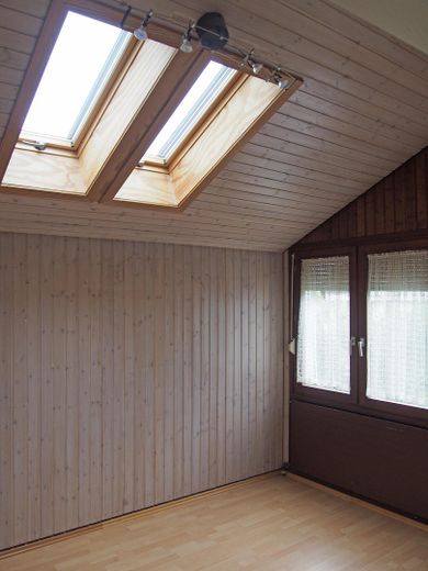 Casa indipendente e spaziosa in una posizione tranquilla e privilegiata (Bietigheim-Lug) – Kinderzimmer 1