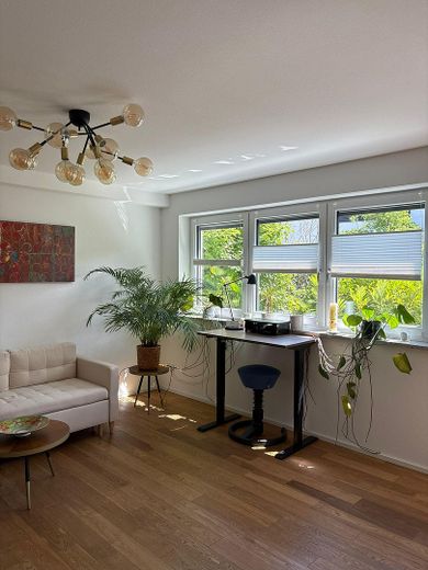 Moderne 3-Zimmer-Wohnung mit großer Terrassse und Garten – Foto 4